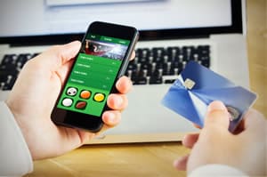 Wie funktionieren Ein- und Auszahlungen über die App (Applikation)?